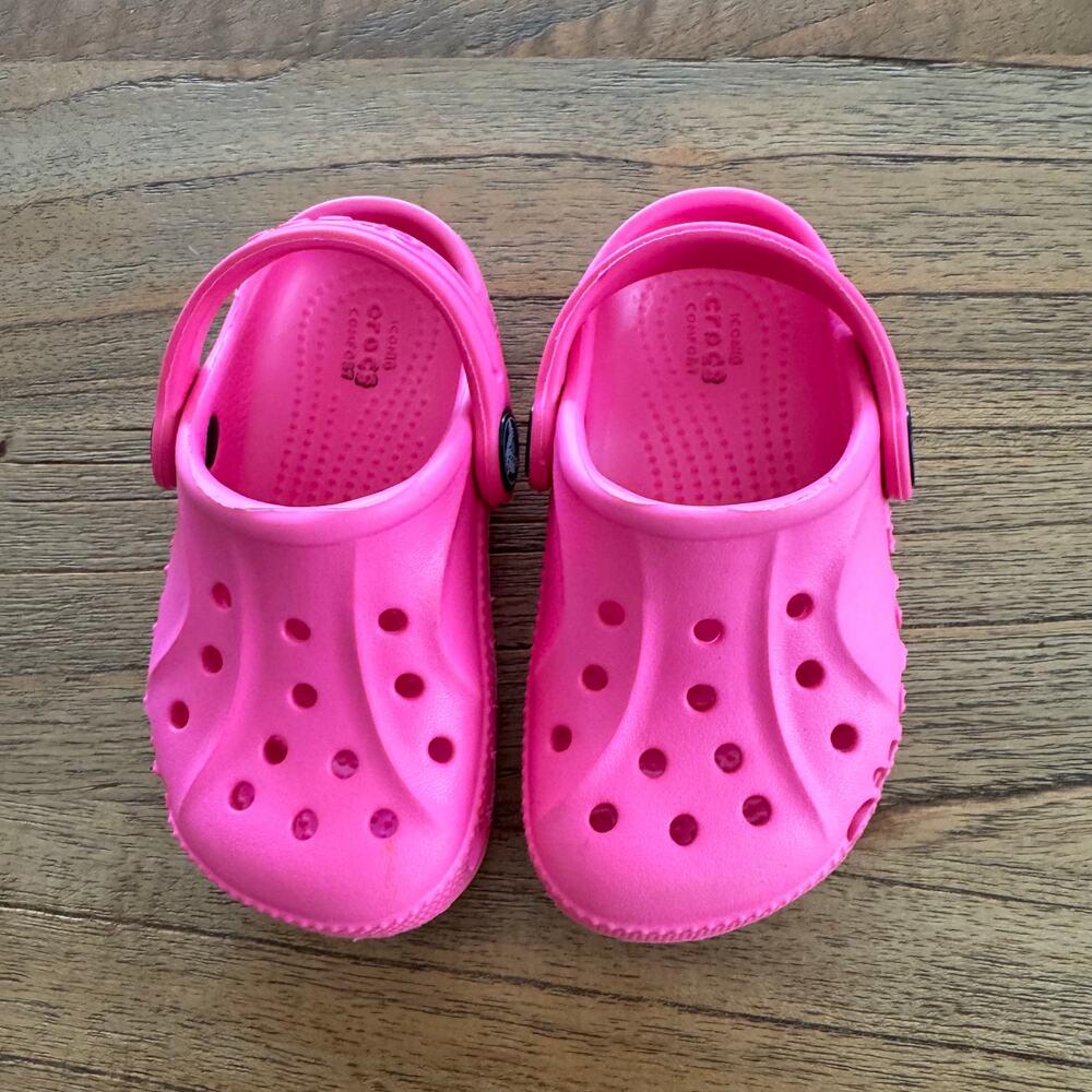 Crocs Hot Pink - Size C6 - Picture 9 of 9
